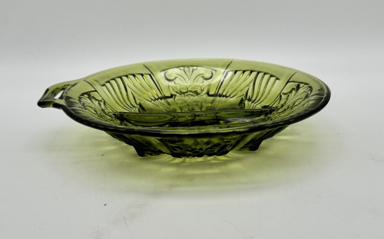 Indiana Glass Co Green Killarney Divided Relish Dish Bowl w/ Open Handle Vintage