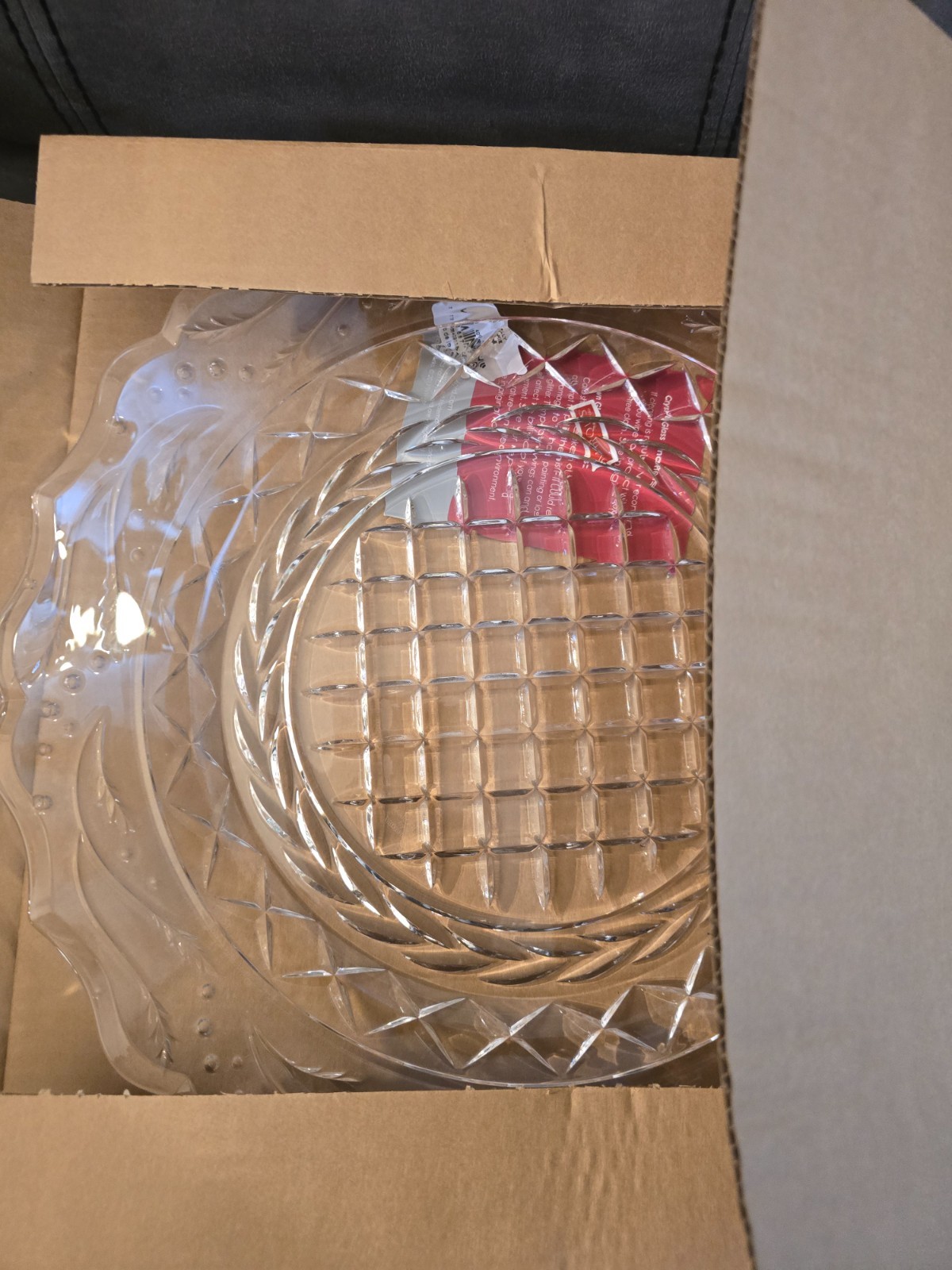 MARQUIS WATERFORD ROUND CAKE / SERVING PLATTER – LEAD CRYSTAL –NO Box