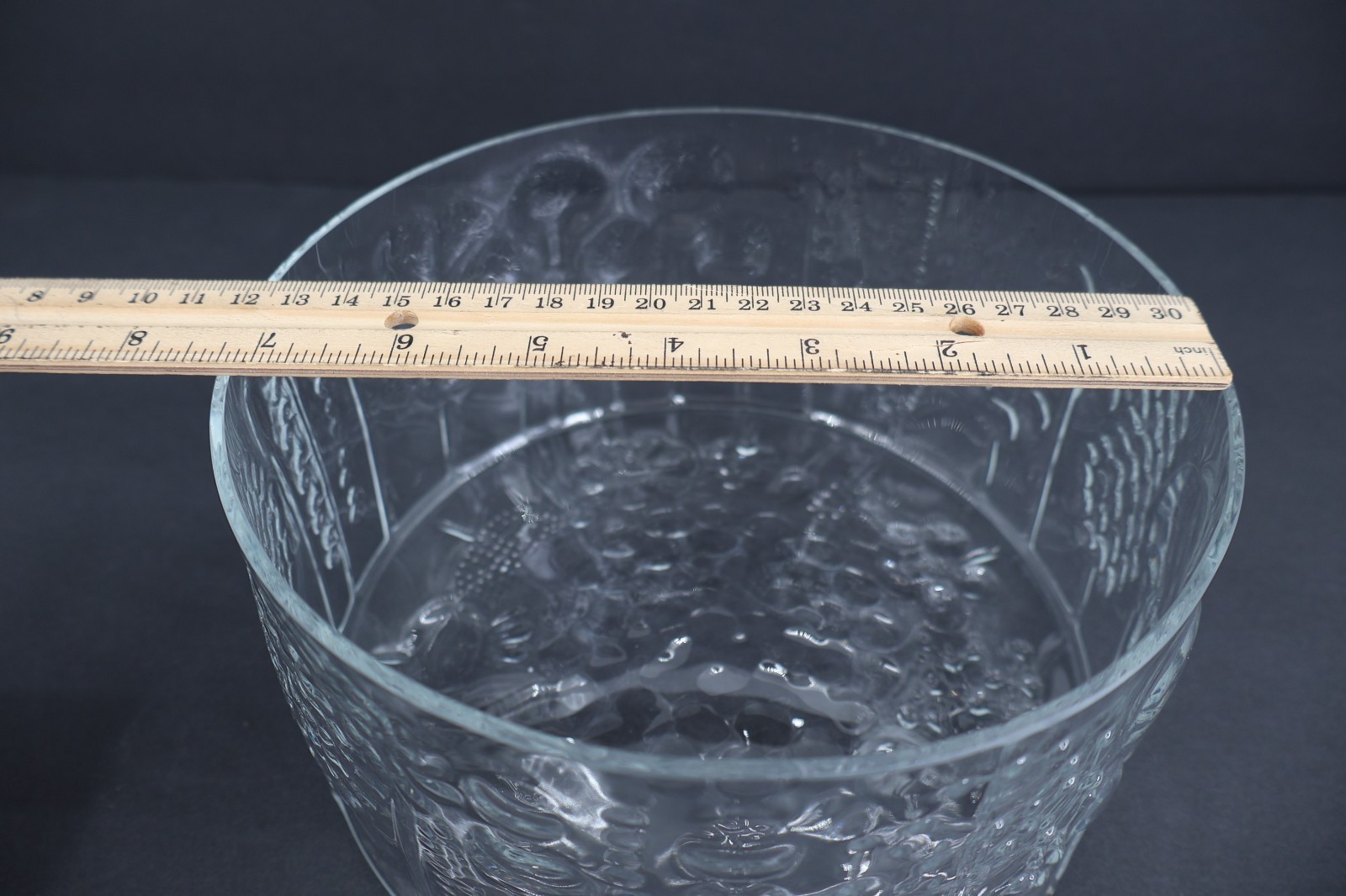 Oiva Toikka Flora Clear Glass Bowl for Iittala Nuutajärvi Finland 1960’s 7.5″