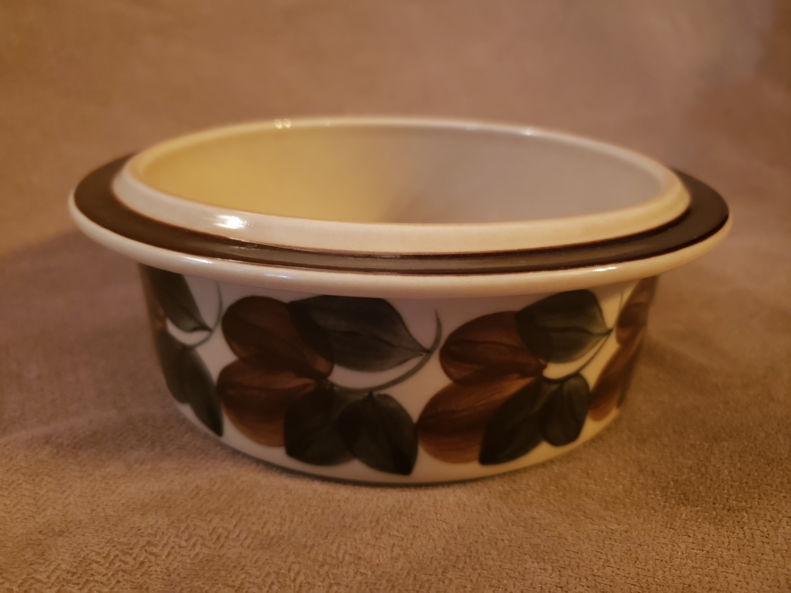 Arabia of Finland “Ruija” Troubadour Vegetable Bowl 7″ Dia x 2.5″ High