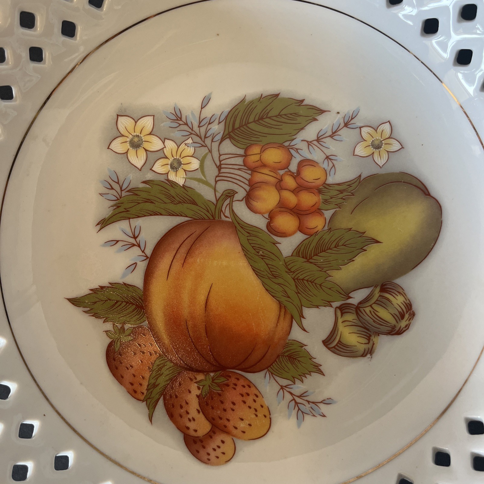 Vintage 10″ Lattice Work Furnishing Porcelainwares Bowl Fall Fruit Design China