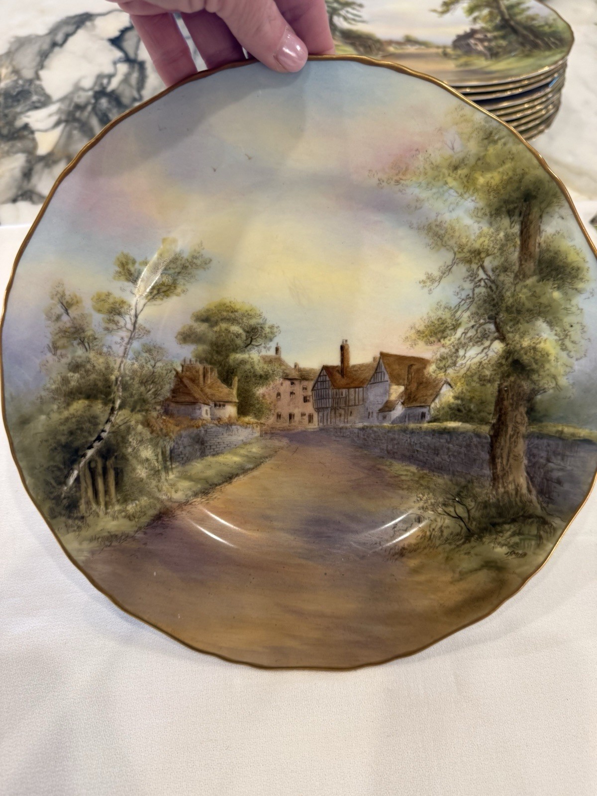 Pristine 1952 Royal Worcester Tewkesbury Plate Signed J. Smith 10.5″