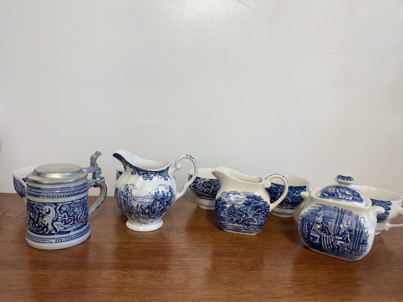 Liberty Blue Betsy Ross Tea Set Cups Creamers Sugar Bowl England Lot 9 Pc