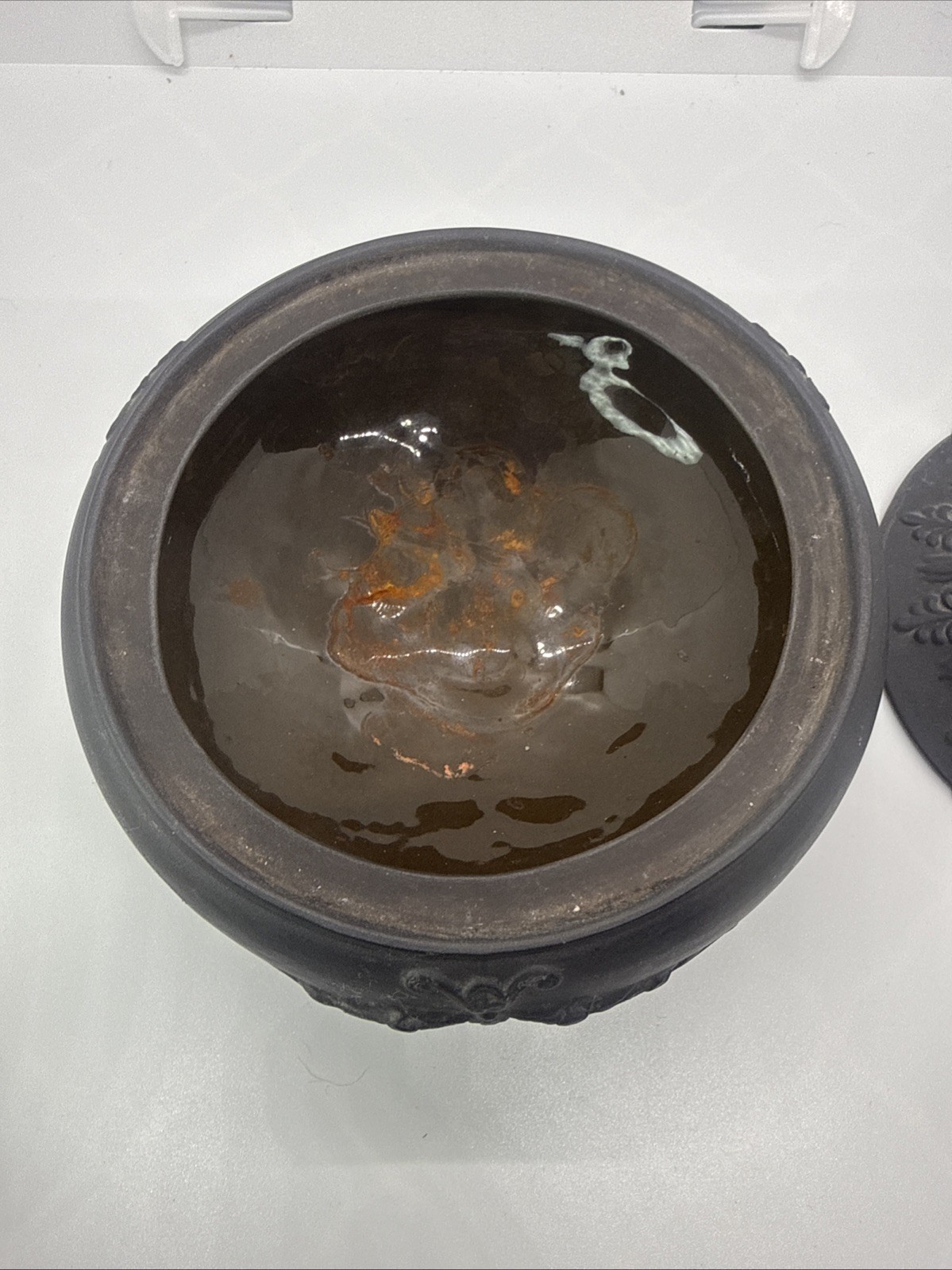 Antique English Black Basalt Porcelain Neoclassical Sugar Bowl Pot Lid (Flaws)