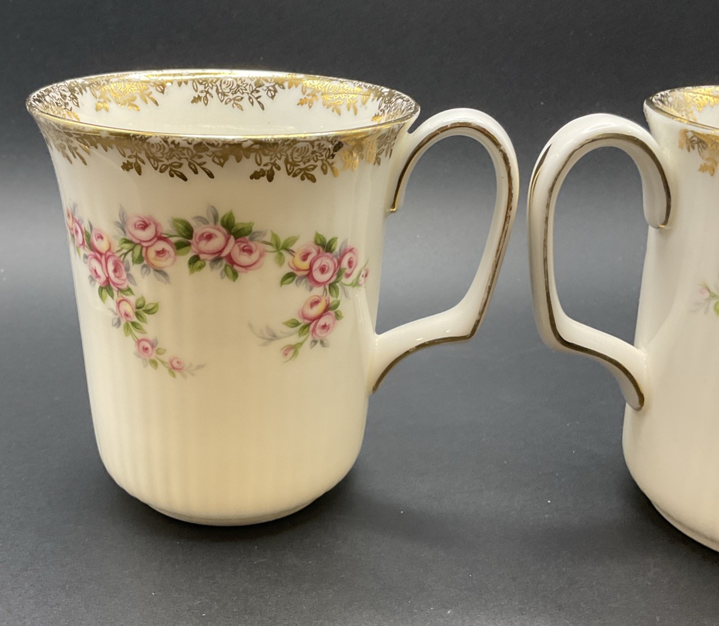 Royal Albert Dimity Rose Ribbed Mug Pink Rose Garland/Gold Set Of 2 Read
