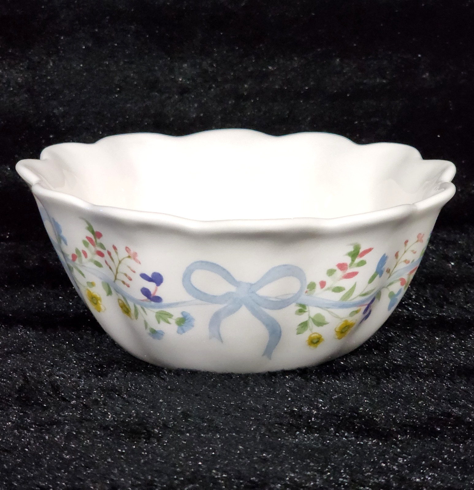 4 Blue Bow Floral Mini Bowls 4″ Ceramic Easter Spring Hobby Lobby Viral Bows HTF