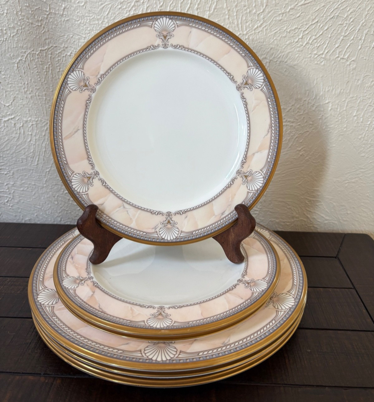 Noritake Pacific Majesty, 9771, White Shells, Pink Rim: Salad & Dinner Plates