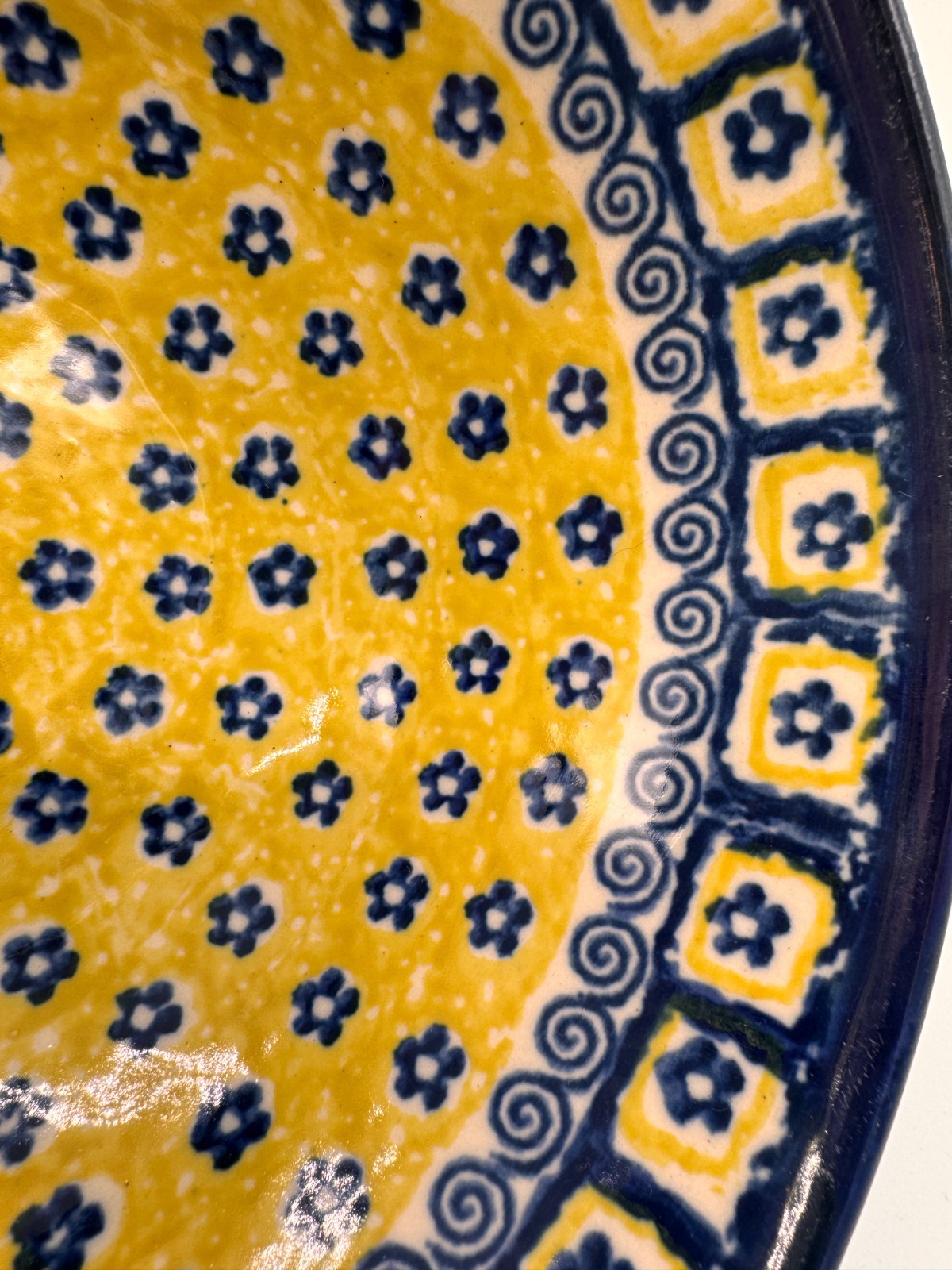 Boleslawiec Polish Pottery Bowl Yellow & Cobalt Blue Flower Pattern Blue Rim