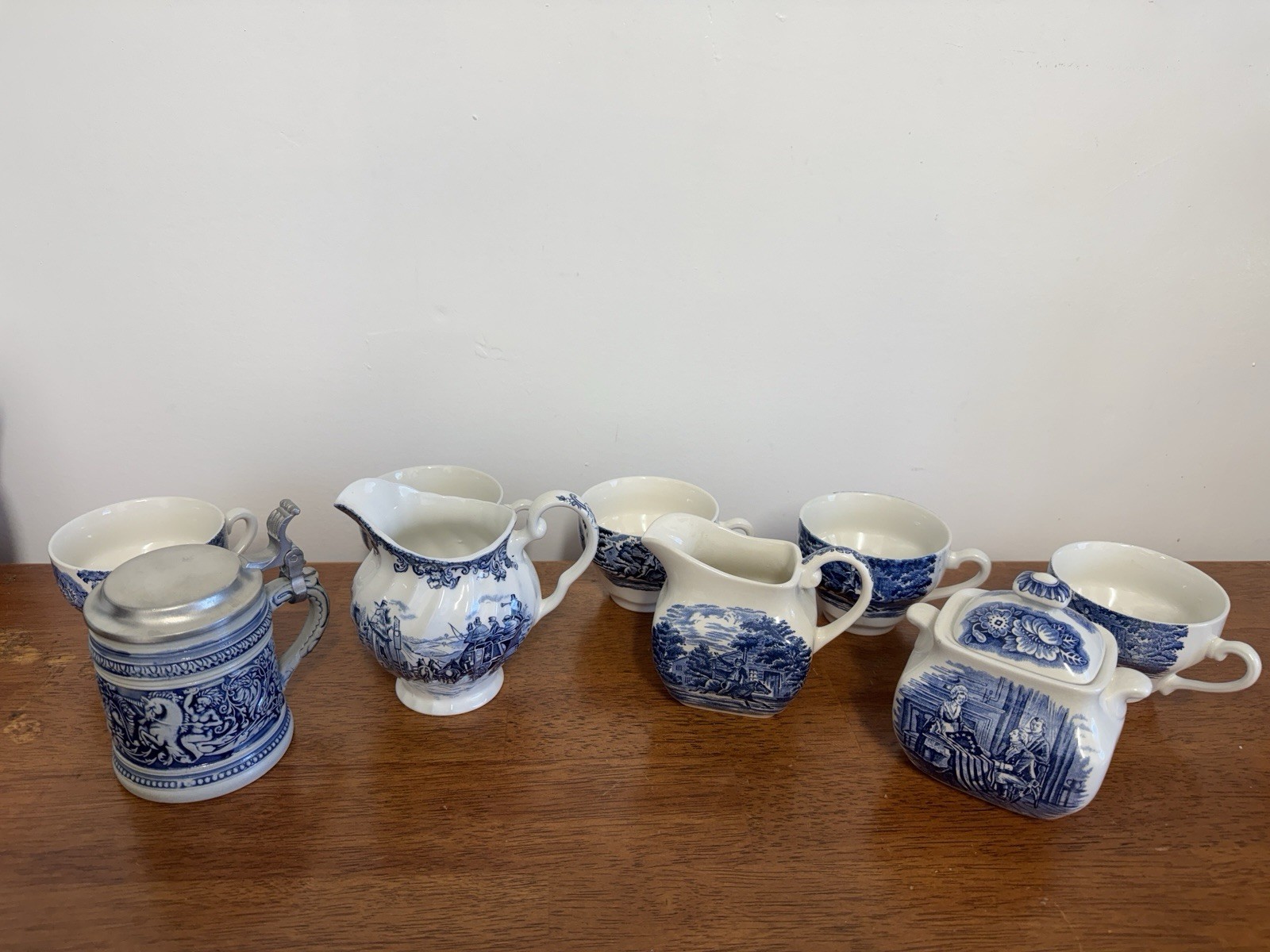 Liberty Blue Betsy Ross Tea Set Cups Creamers Sugar Bowl England Lot 9 Pc