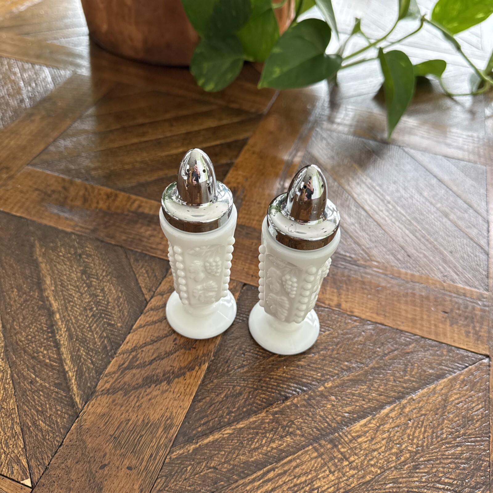 Westmoreland Salt and Pepper Shaker Bead Cable Grape Leaf White Milk Glass