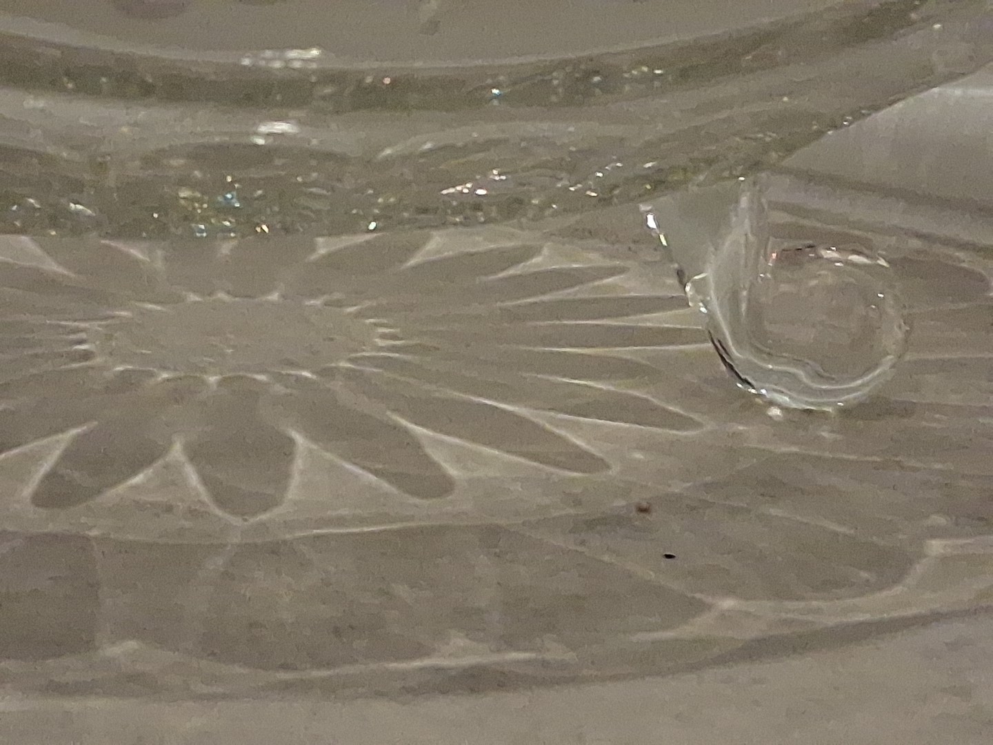 Stunning Vintage Lead Crystal Bowl Sawtooth Fruit Floral 5. 1 lbs – 8.5 inches