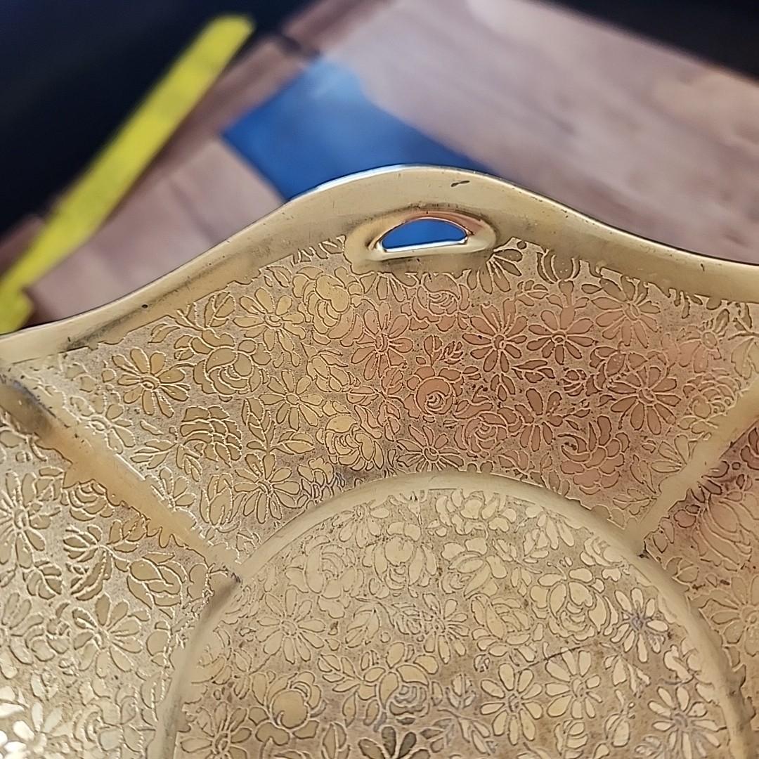 Vtg Rose Floral Gold-toned Covered Trinket Dish Made Japan Small Lovely Elegant