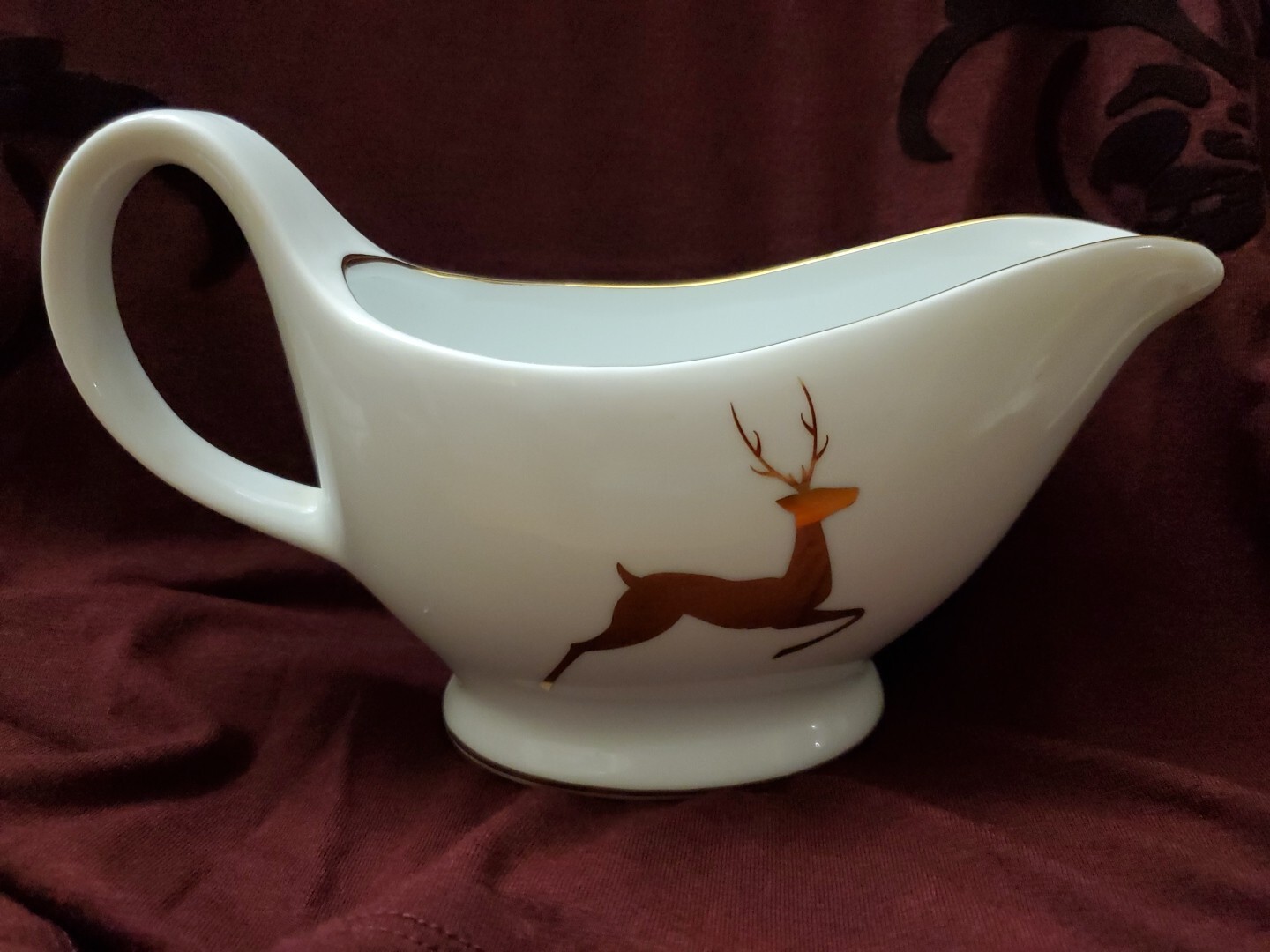 Holiday Home Gravy Boat Gold Reindeer White With Gold Rim Christmas Holidays