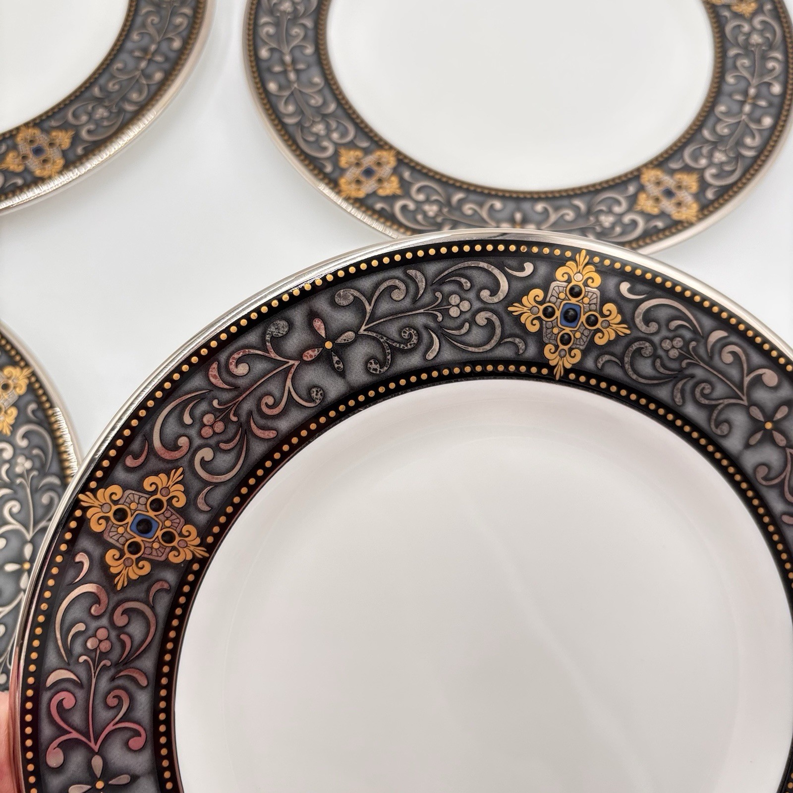 Lenox Vintage Jewel Gold Platinum Ornate Black Border Salad Plates 8 1/8” Set 4