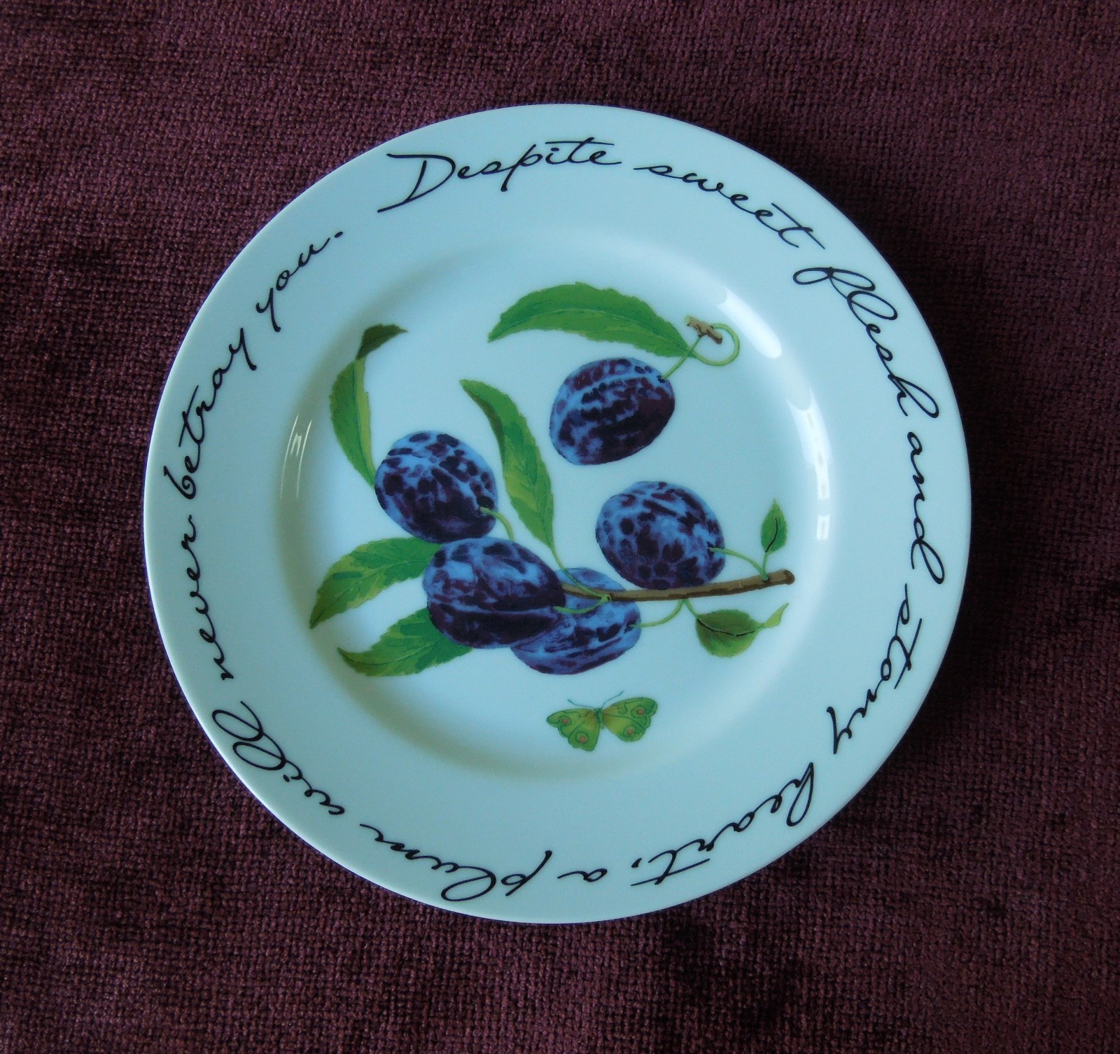 4 WILLIAMS SONOMA ORCHARD SUITE SALAD PLATES PEACH PLUM CHERRIES JAPAN