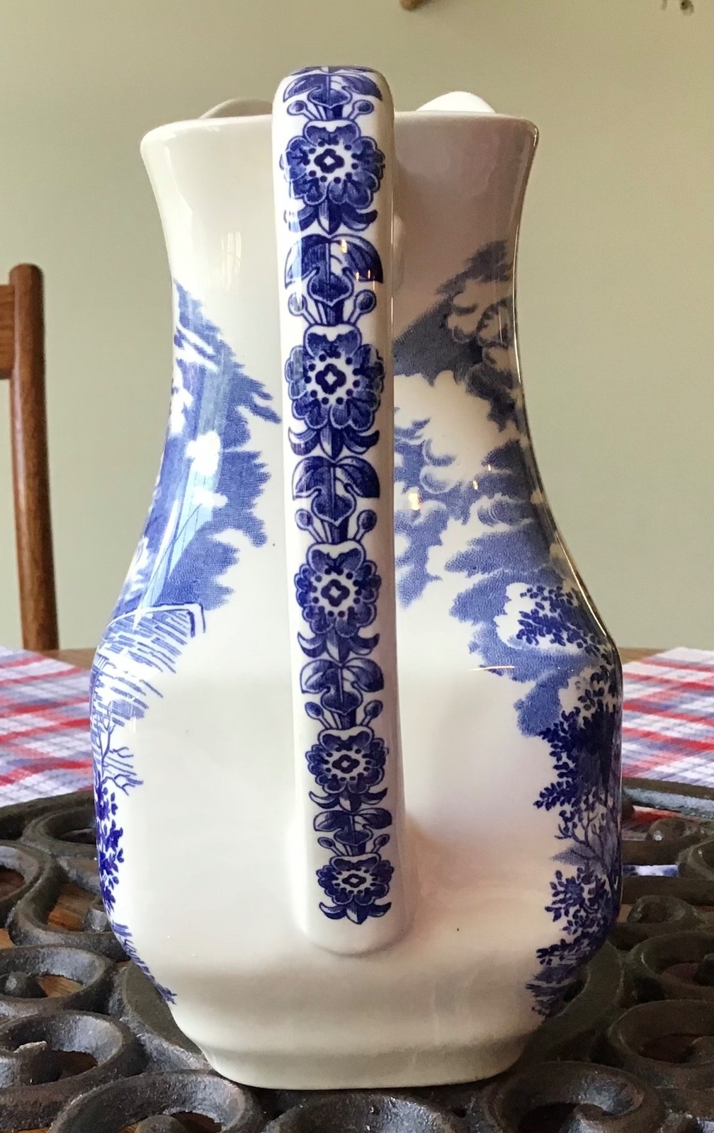 VINTAGE STAFFORDSHIRE LIBERTY BLUE “OLD NORTH CHURCH” PITCHER, 7 7/8’