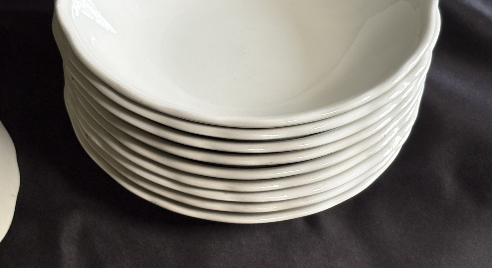 Ten (10) J&G Meakin Heirloom Ironstone China 6 1/2” Soup Bowls England