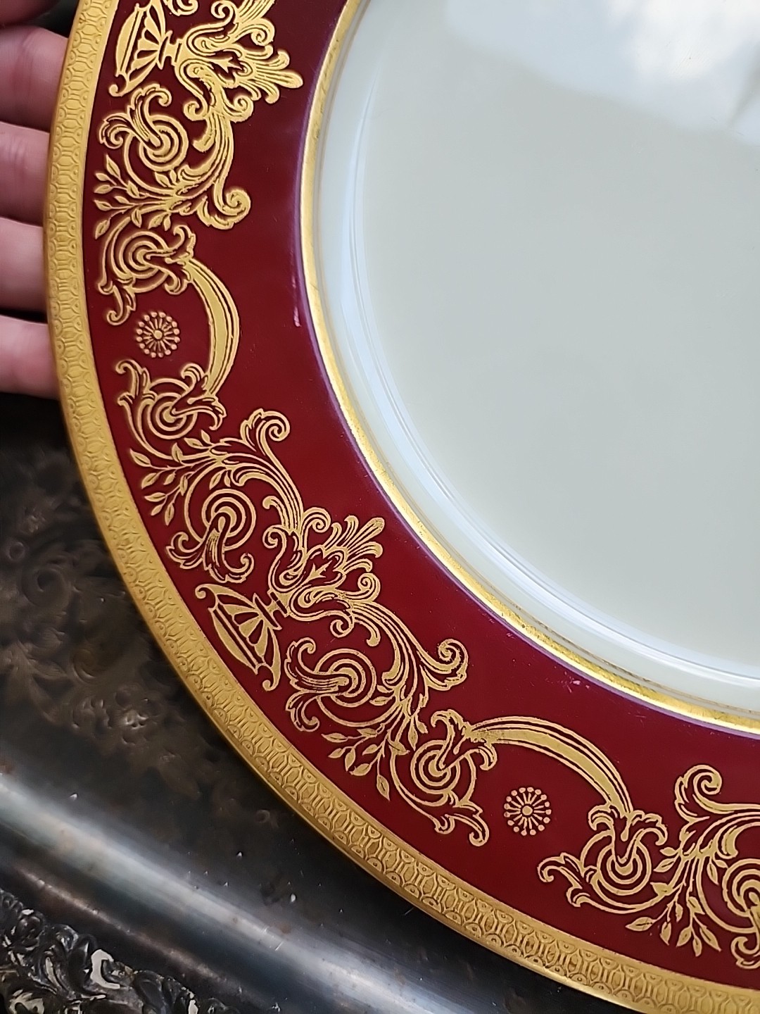 Vintage Lenox Service Plate Maroon Red Gold Encrusted Urn Pattern 1830/P508R