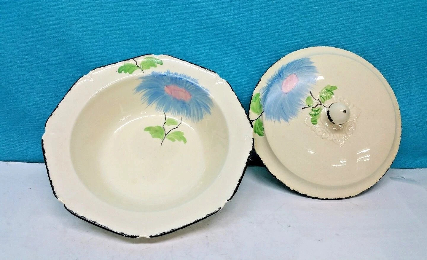 ANTIQUE CORONET WARE PARROTT & CO. BURSLEM HAND PAINTED ROUND DEEP DISH WITH LID