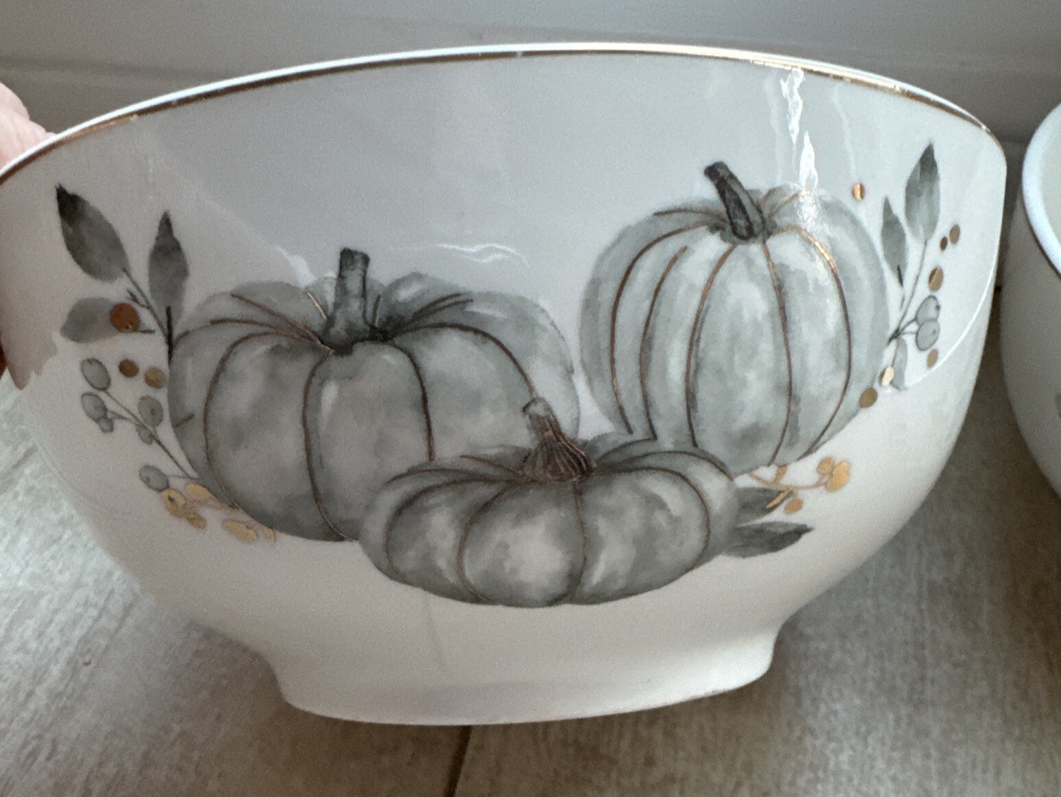 New Set 2 GRACE’S TEAWARE WHITE WITH GRAY PUMPKINS Berries GOLD TRIM 6” Bowls