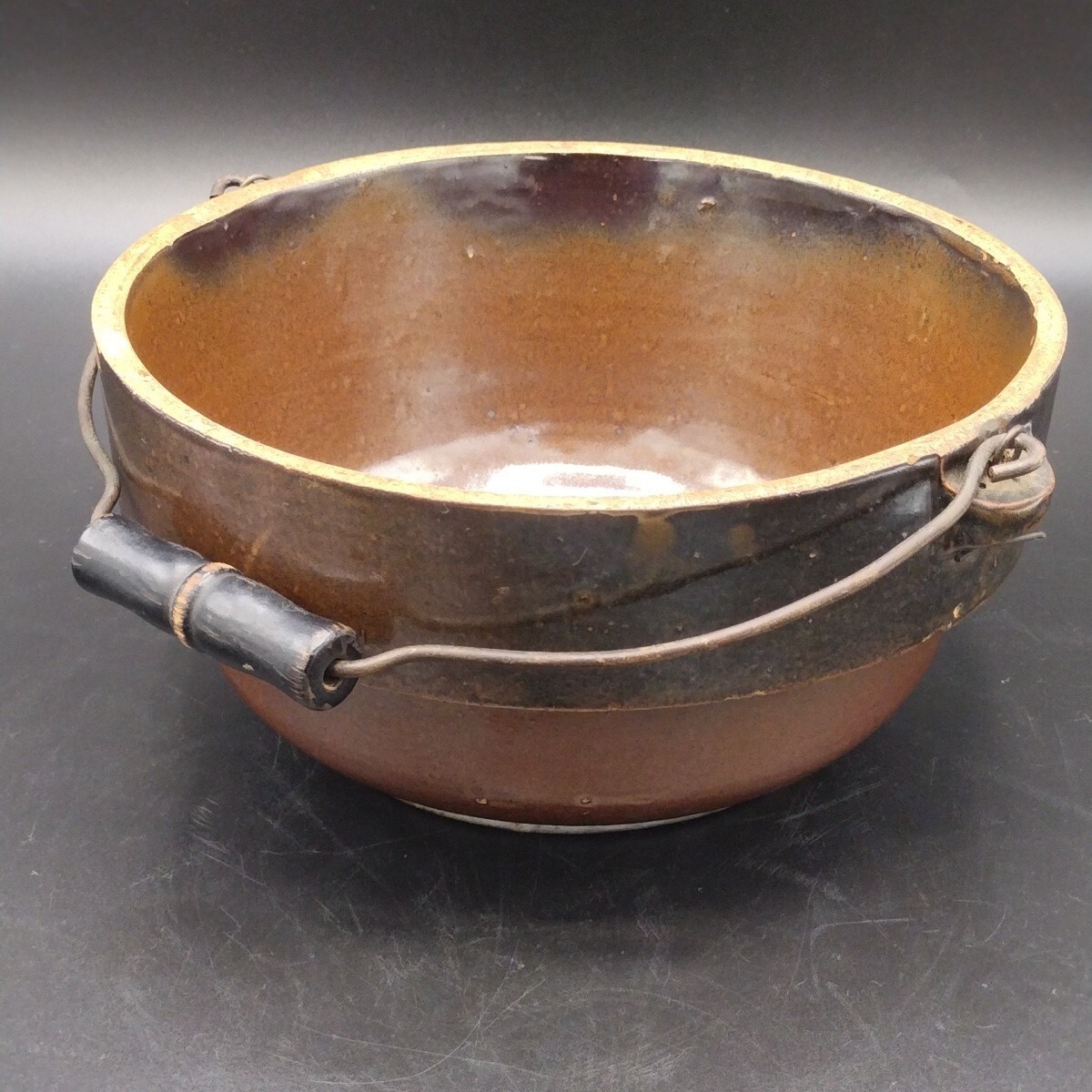 Antique Stoneware Salt Glaze8¾” Crock Mixing Bowl Wire Handle Metal Bottom Brown