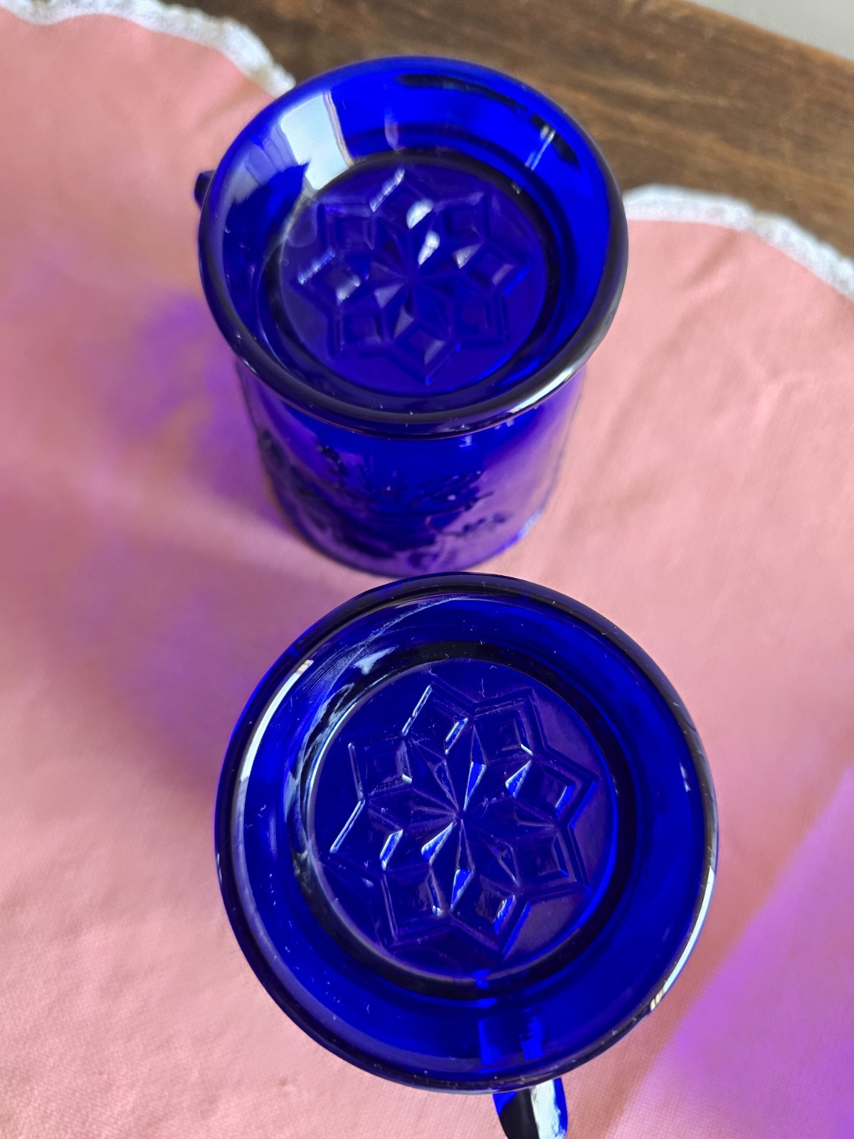Set Of Mosser Glass “Robin in a Tree” 8oz Mug Cobalt Blue Bryce Brothers Design