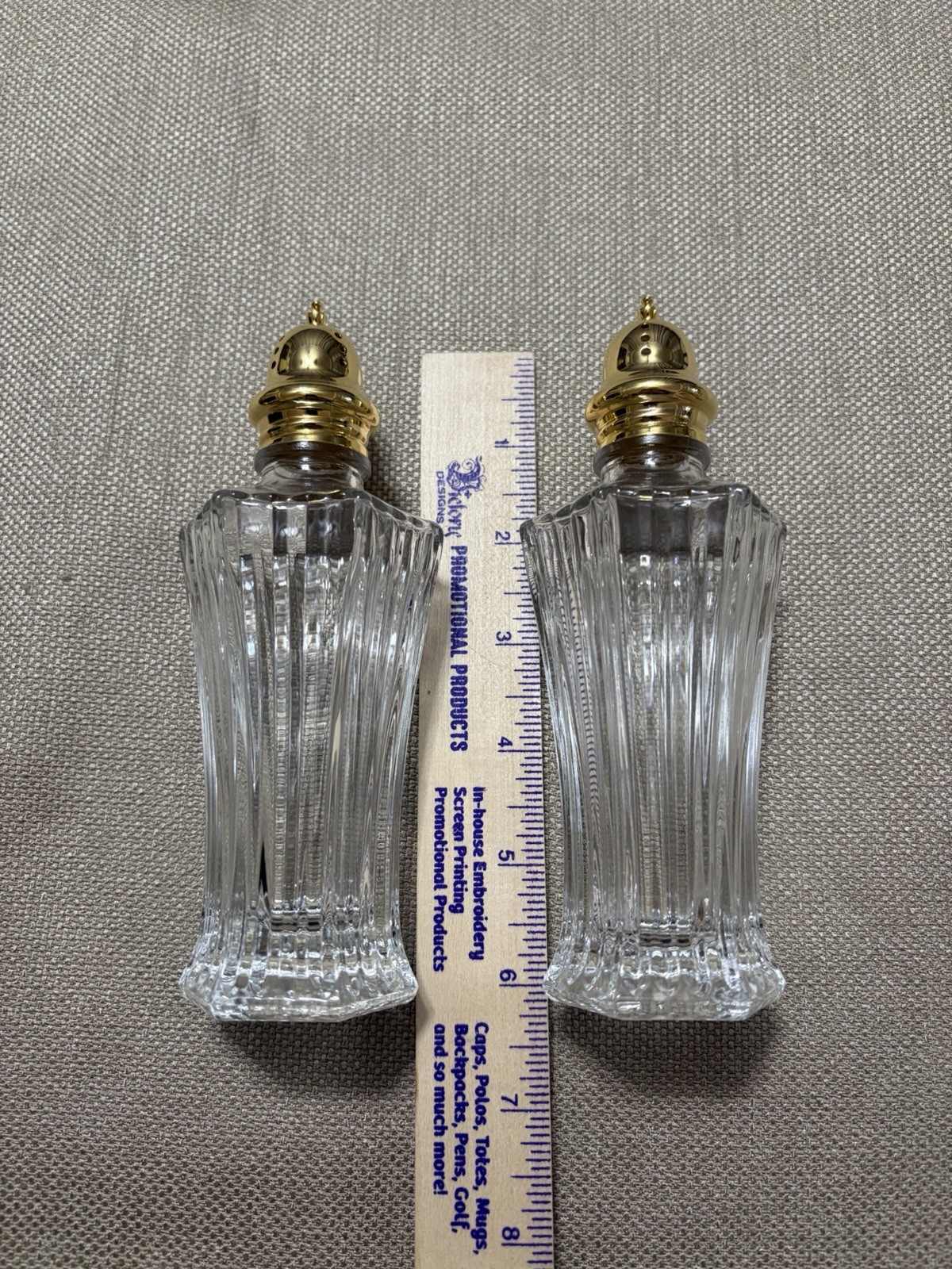 Mikasa Diamond Fire Glass 6″ Salt & Pepper Shakers W/ Goldtone Tops Japan