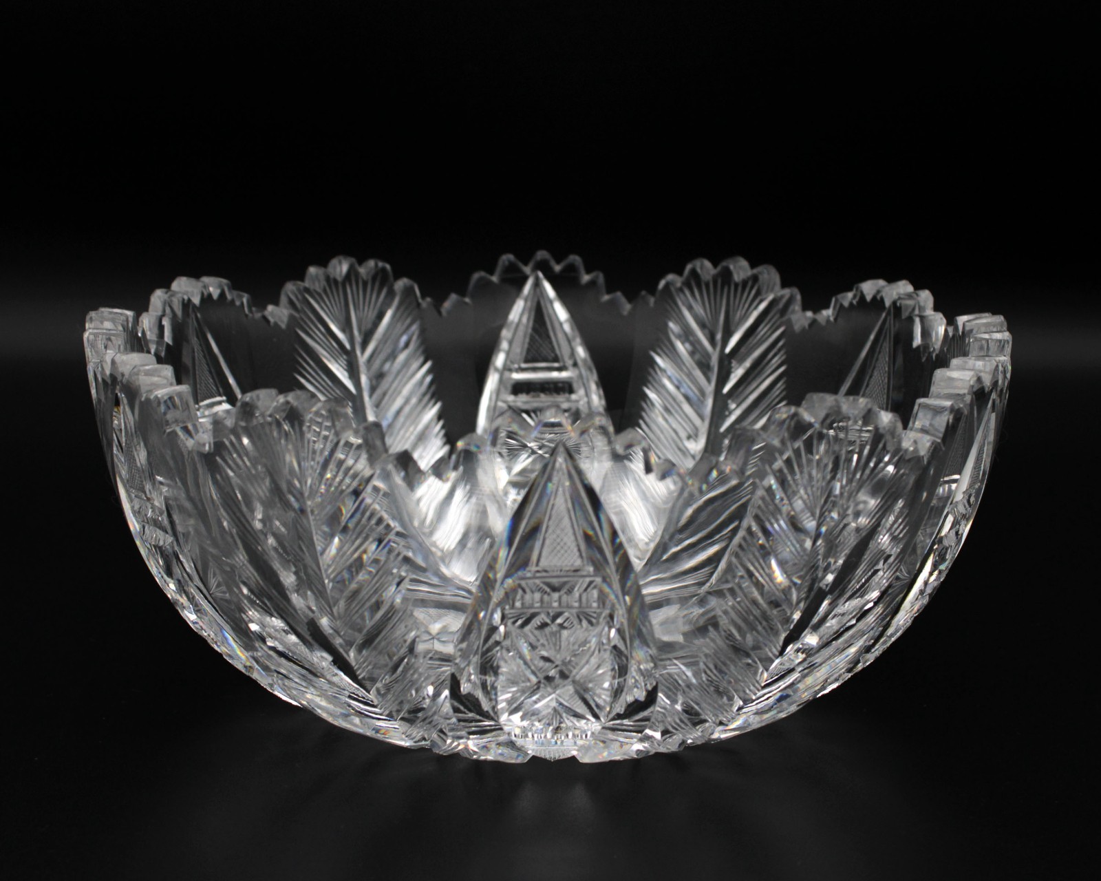 American Brilliant Blazed Feather & Vesica Cut Bowl, Antique ABP Glass, 8″