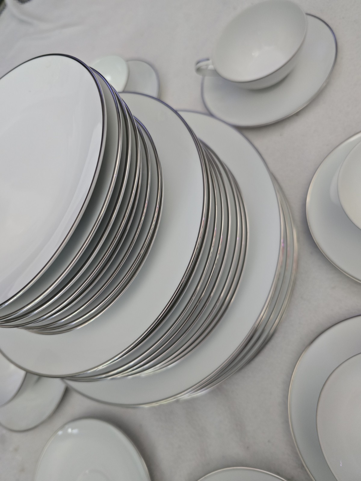 Noritake Colony 5932 China Dinner Set White Silver Rim Plates Cups Saucers