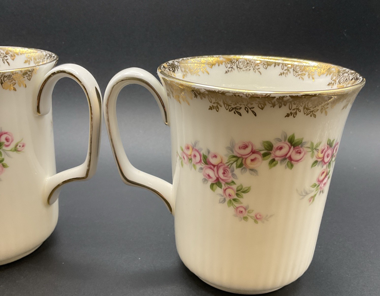 Royal Albert Dimity Rose Ribbed Mug Pink Rose Garland/Gold Set Of 2 Read
