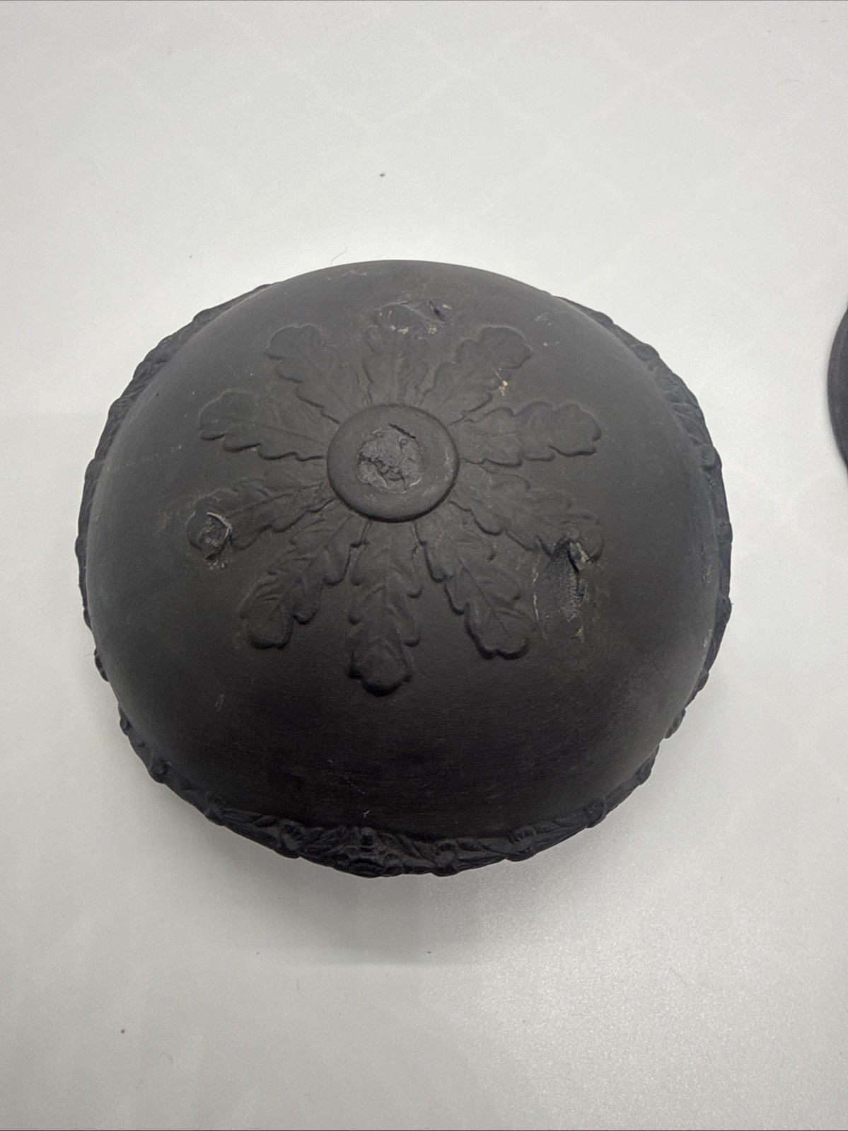 Antique English Black Basalt Porcelain Neoclassical Sugar Bowl Pot Lid (Flaws)
