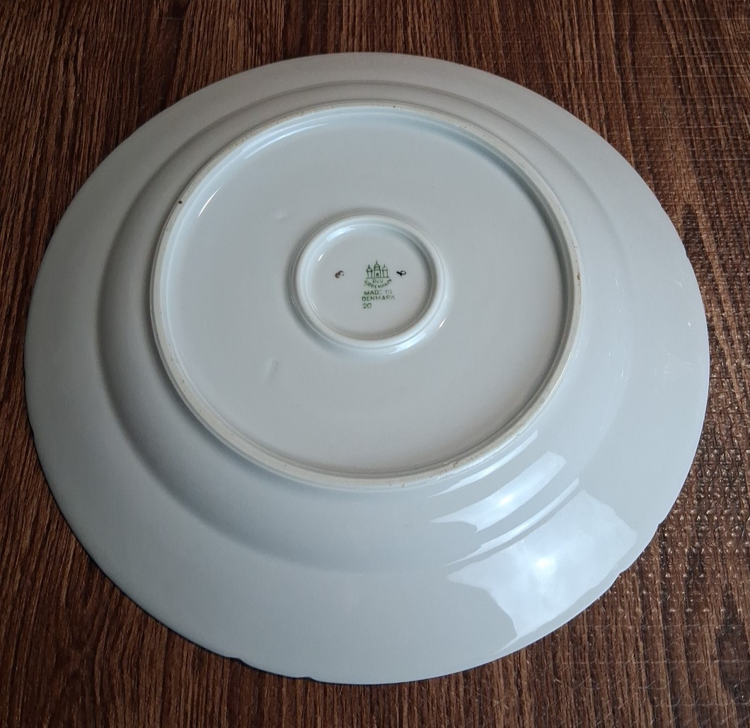 Bing & Grondahl Porcelain Erantis Pattern Lg 12.5″ Round Platter Made In Denmark