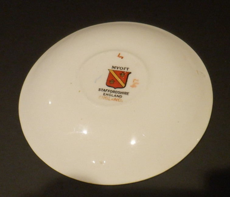 Vintage MYOTT DEMITASSE FRUIT DESIGN 4″ SAUCER STAFFORDSHIRE ENGLAND