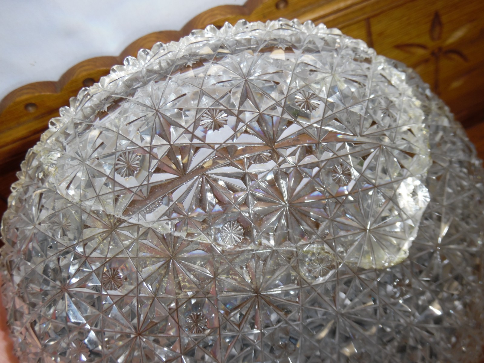 DAMAGED Antique American Brilliant Cut Glass Large Covered Dish – 9.5″ Diameter