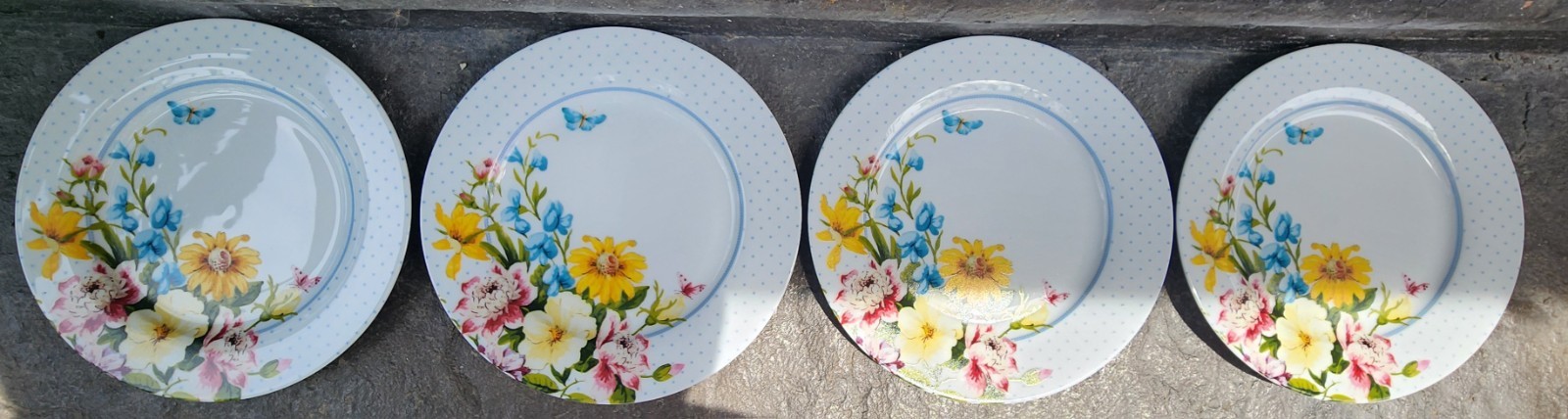 4 Vintage Katie Alice English Garden Dinner Plates. England. 10.5″