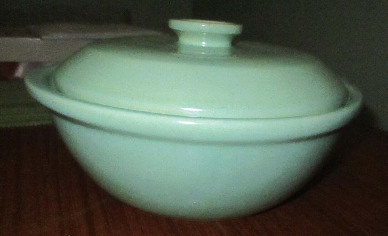 Vintage La Solana Serving Bowl Casserole Mint GREEN MCM Retro 1960s, W/ Lid, 9”
