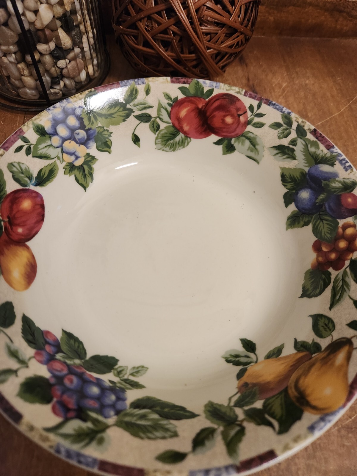 Sakura Oneida Sonoma Excell Stoneware Fruit Pattern Serving Bowl 9⅜” Excellent