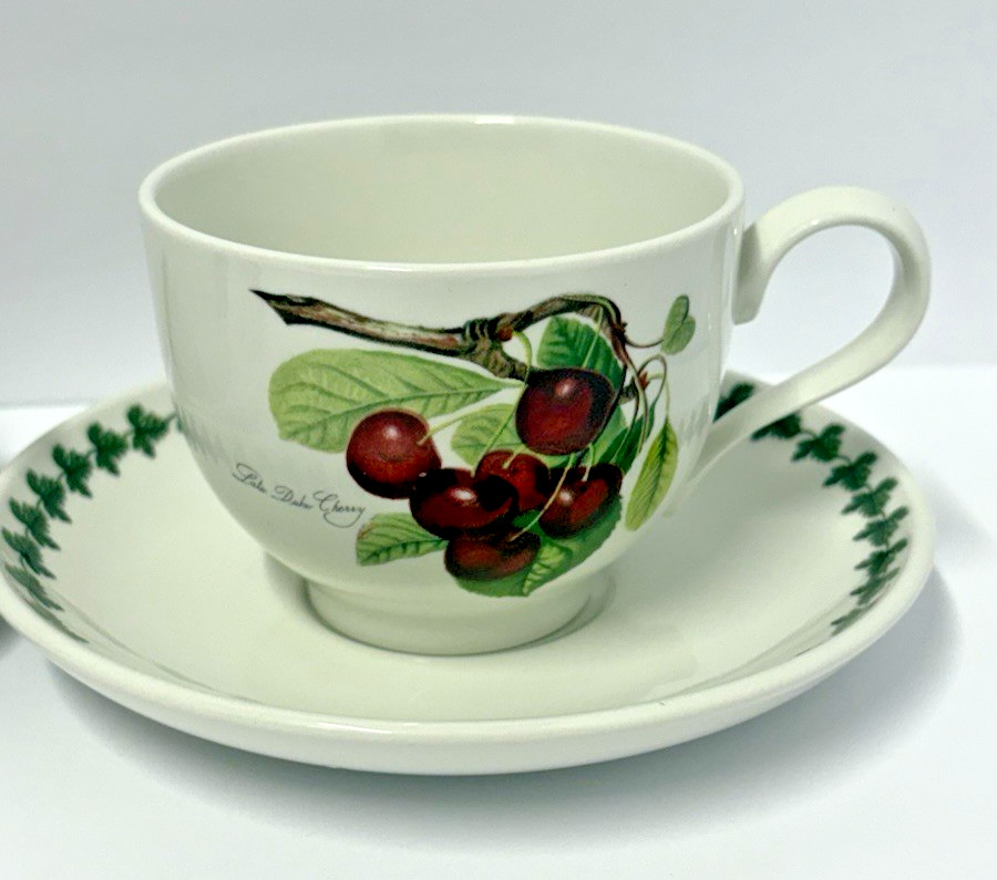 Portmeirion Pomona Traditional Footed Tea Coffee Cups & Saucers Gr Britain Set 4