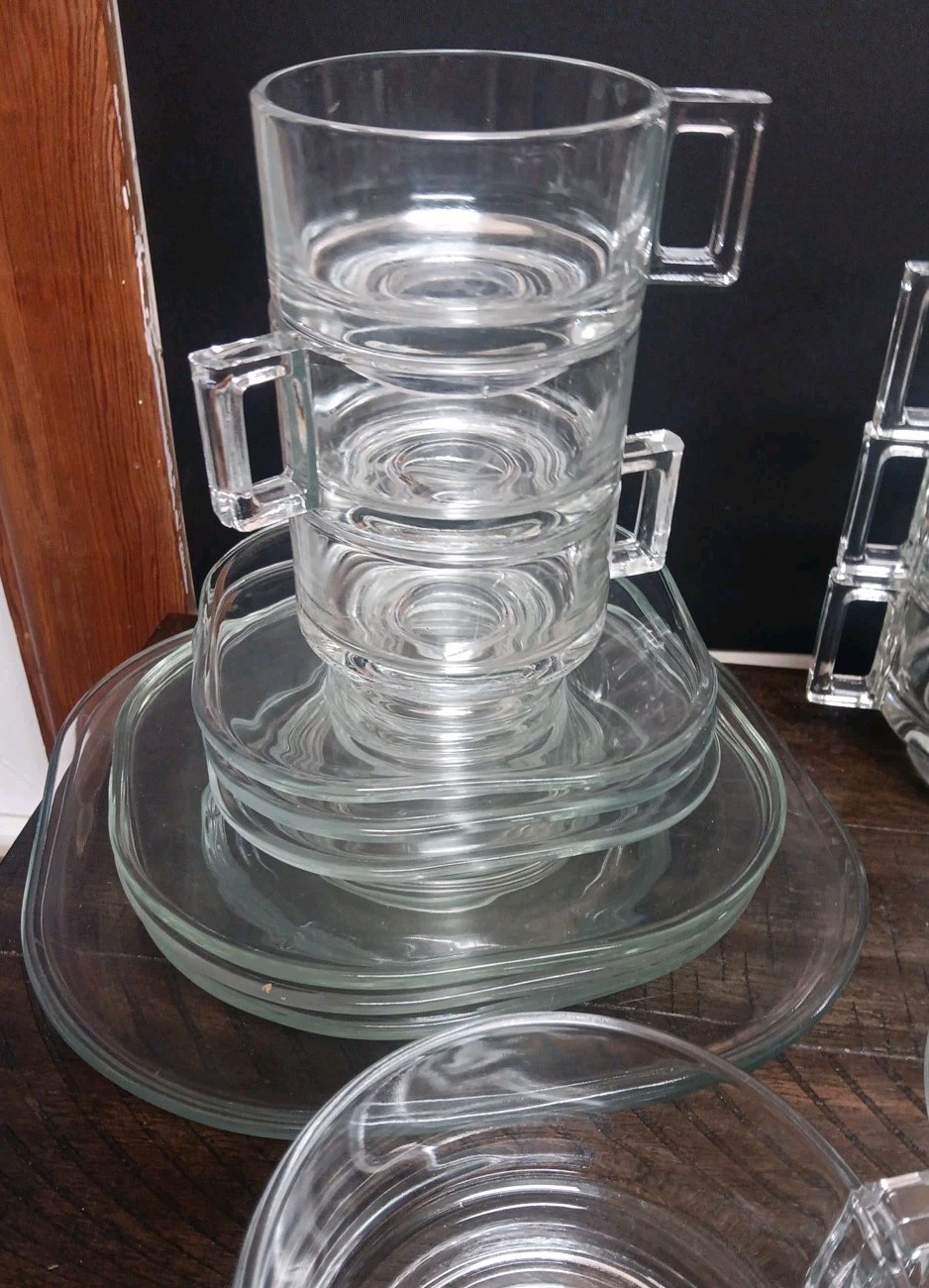 MCM 4 Place Table Settings Joe Capone Italy Arno Glass Clear W/Soups 20 Piece