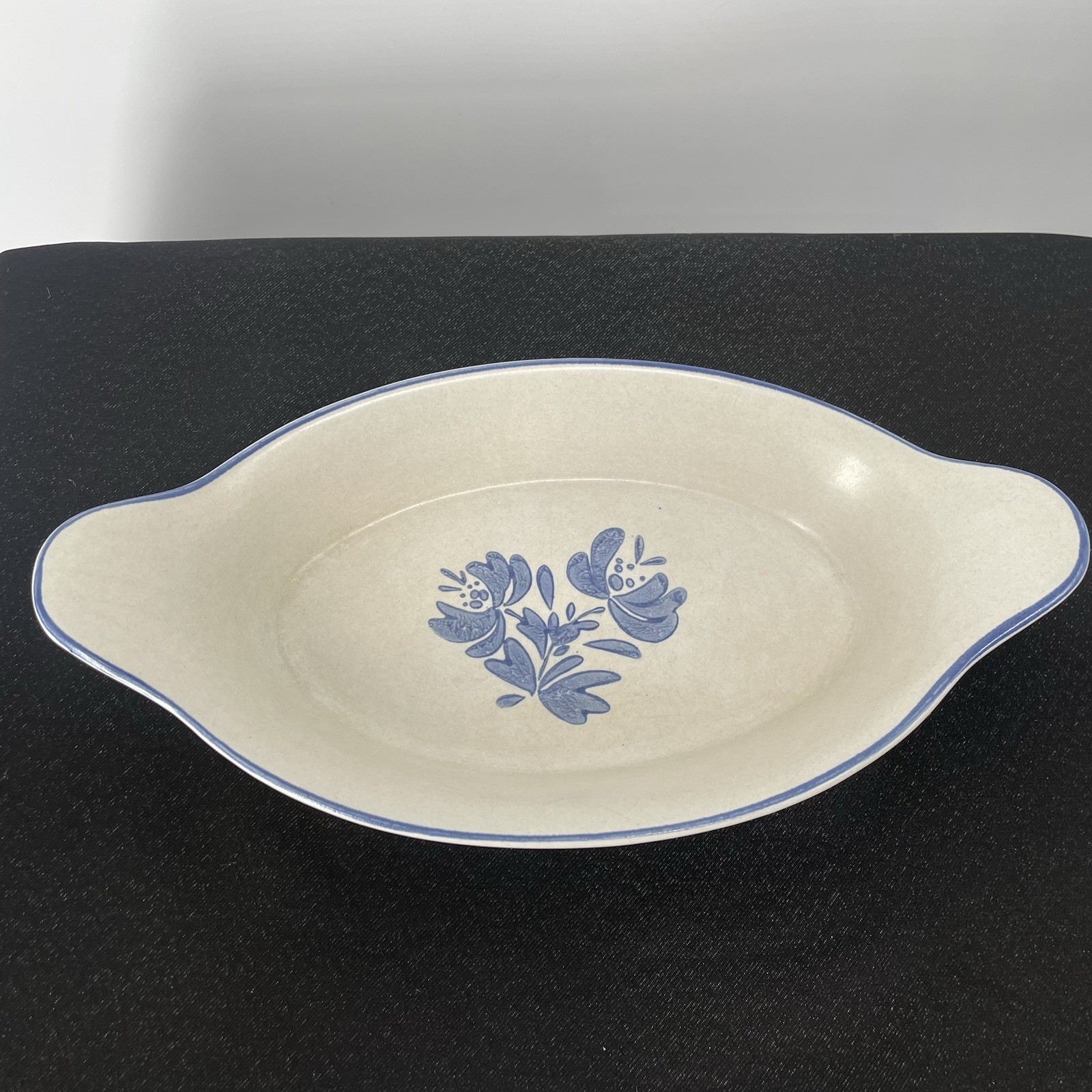Vintage 70s Pfaltzgraff Yorktowne Au Gratin Baking Dish #260 Blue White