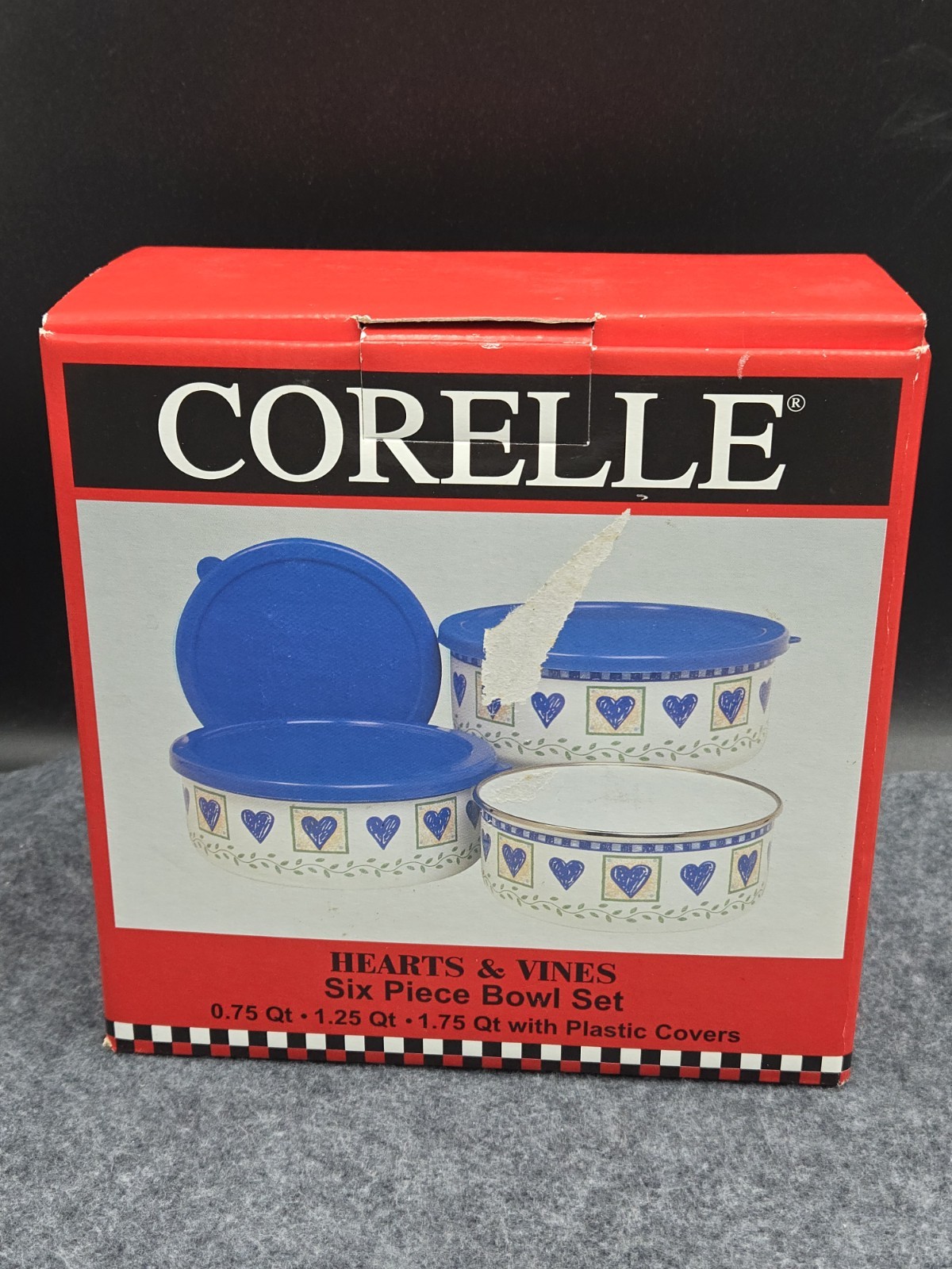 Corelle Hearts & Vines 6 Piece Bowl Set with Lids .75, 1.25, 1.75 Qt