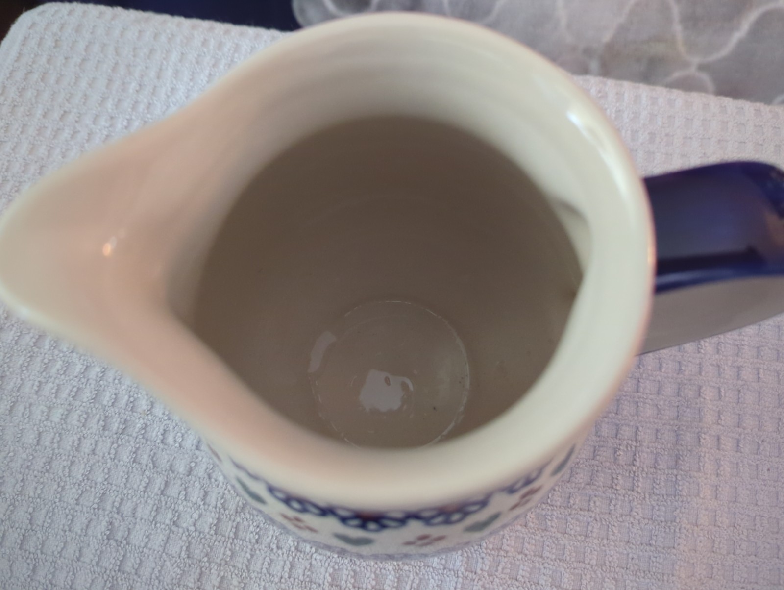 Boleslawiec Polish Pottery Hearts, Blue & White 24 Oz. Milk/Water Pitcher 5.25″