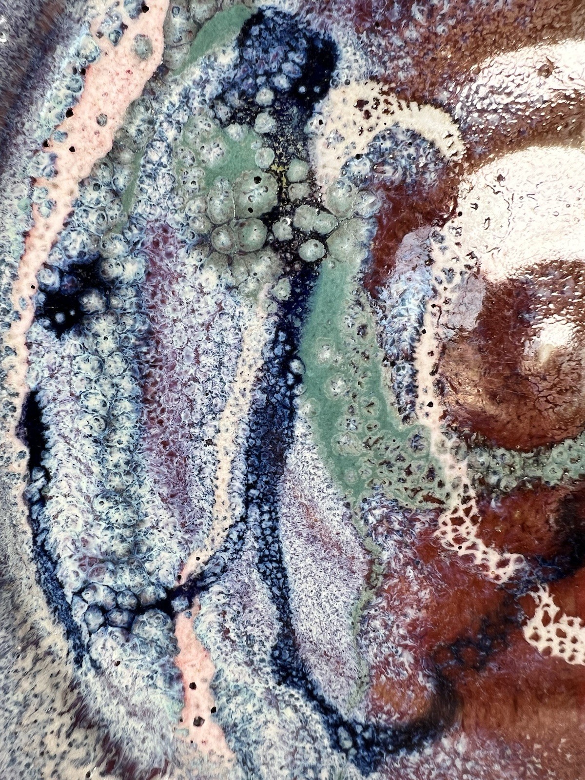 Bruce Larrabee Studio Pottery 9” Abstract Drip Glaze Signed UT Art Signed Plate