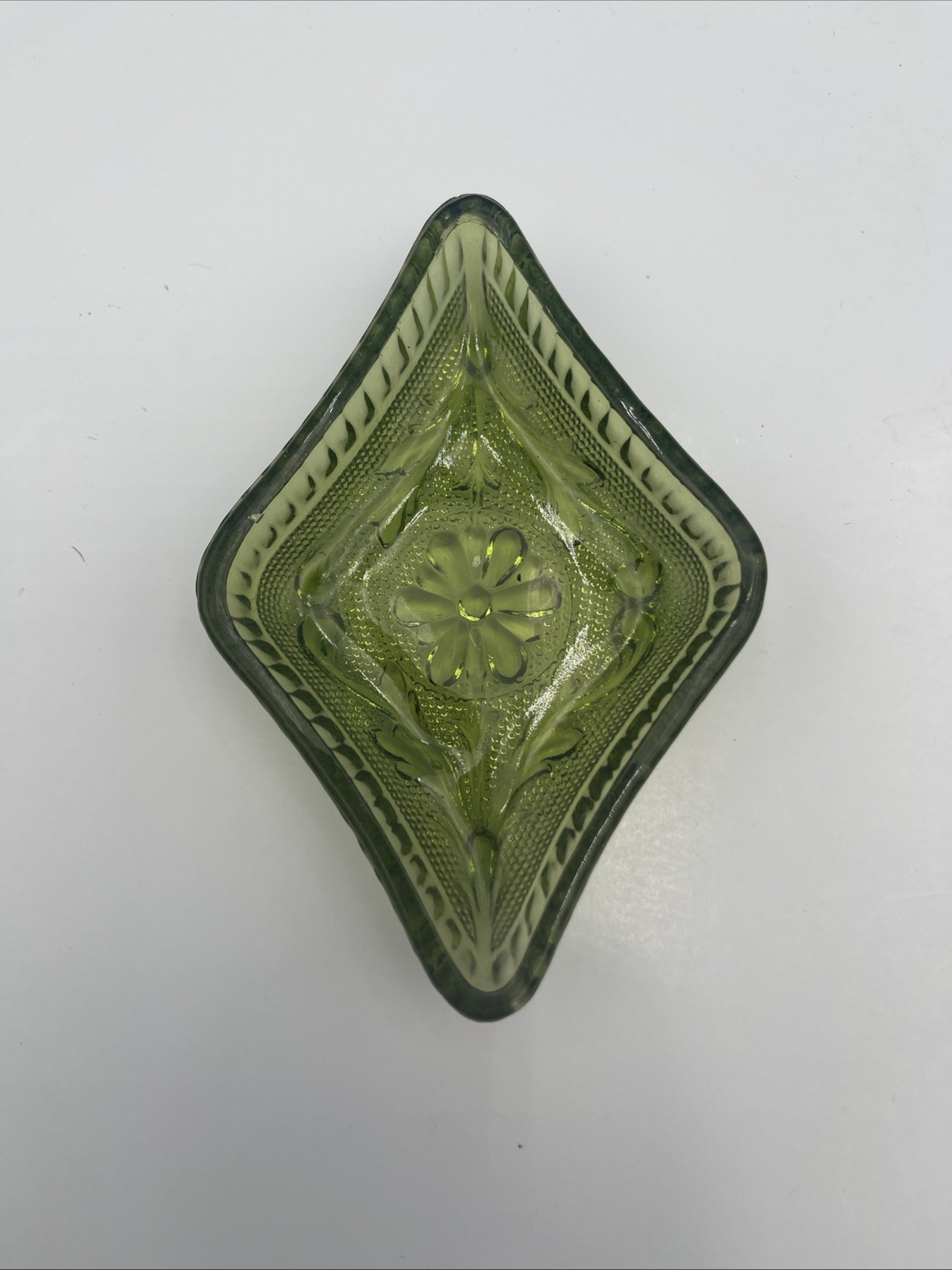 Vintage Tiara Glass Indiana Sandwich Diamond Shaped Candy Trinket Dish Green