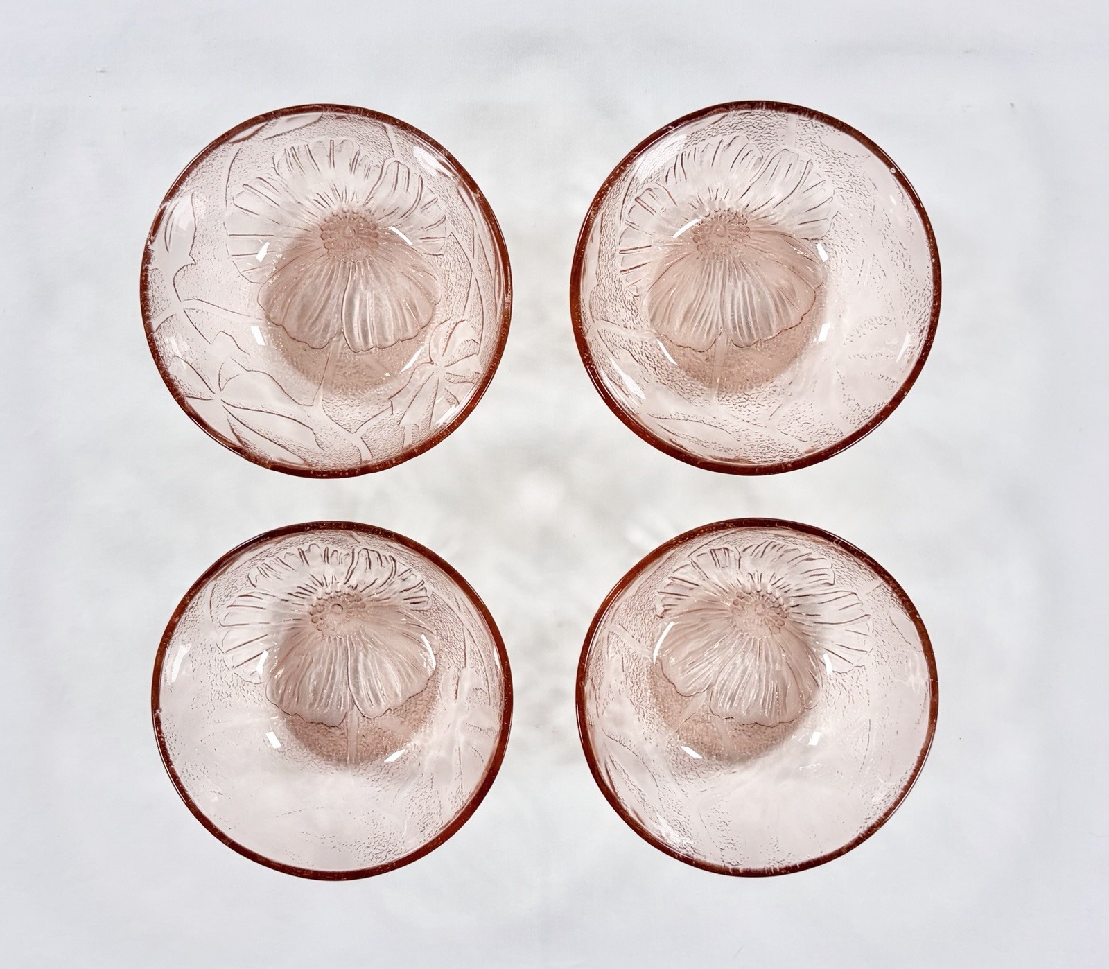 Lot 4 Vintage KIG Indonesia Pink Glass Hibiscus Bowls 5″ Berry Dessert Fruit