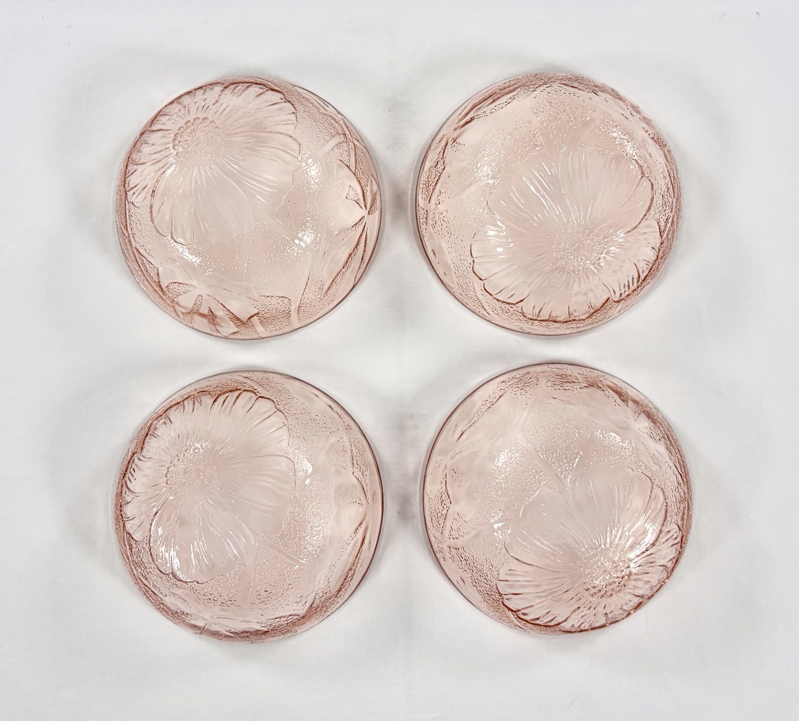 Lot 4 Vintage KIG Indonesia Pink Glass Hibiscus Bowls 5″ Berry Dessert Fruit