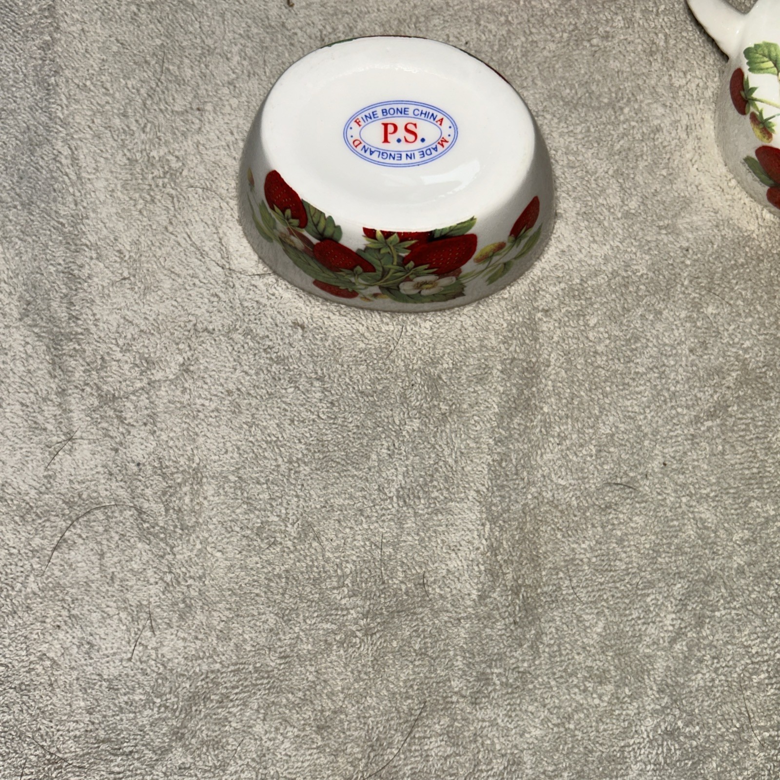 St. George Fine Bone China Strawberry Basket with creamer and sugar bowl slots