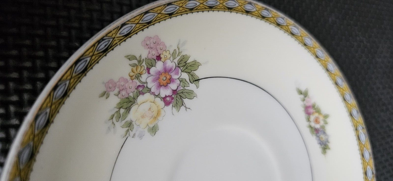 4 VTG Noritake Juanita Plate Bowl Set W/ RARE “Pre-Patent Soup Bowl (no flowers)