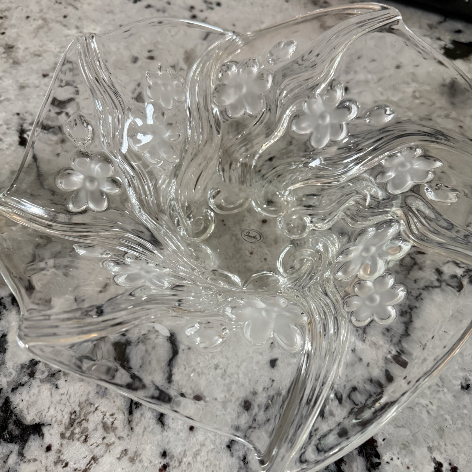 Studio silversmiths brand frosted floral crystal glass spiral bowl