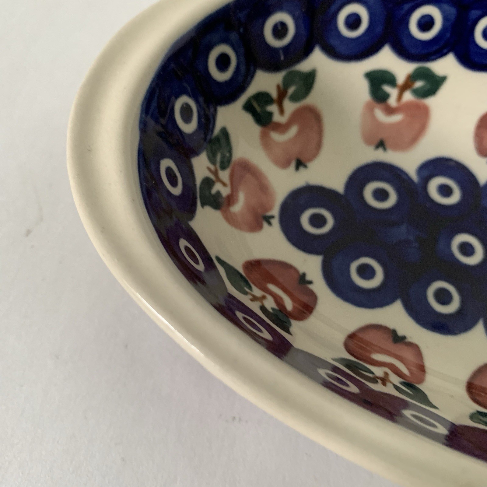 Boleslawiec Polish Pottery Handpainted Small Oval Dish Apples/Leaves Pattern